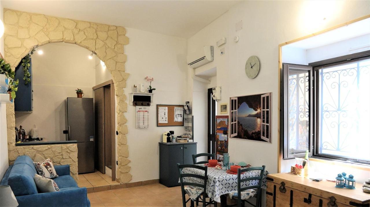 Apartamento Ortigia Castel Maniace Syracuse Exterior foto